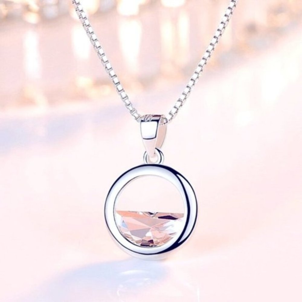 New Sophisticated 925 Silver Sim. Diamond Necklace